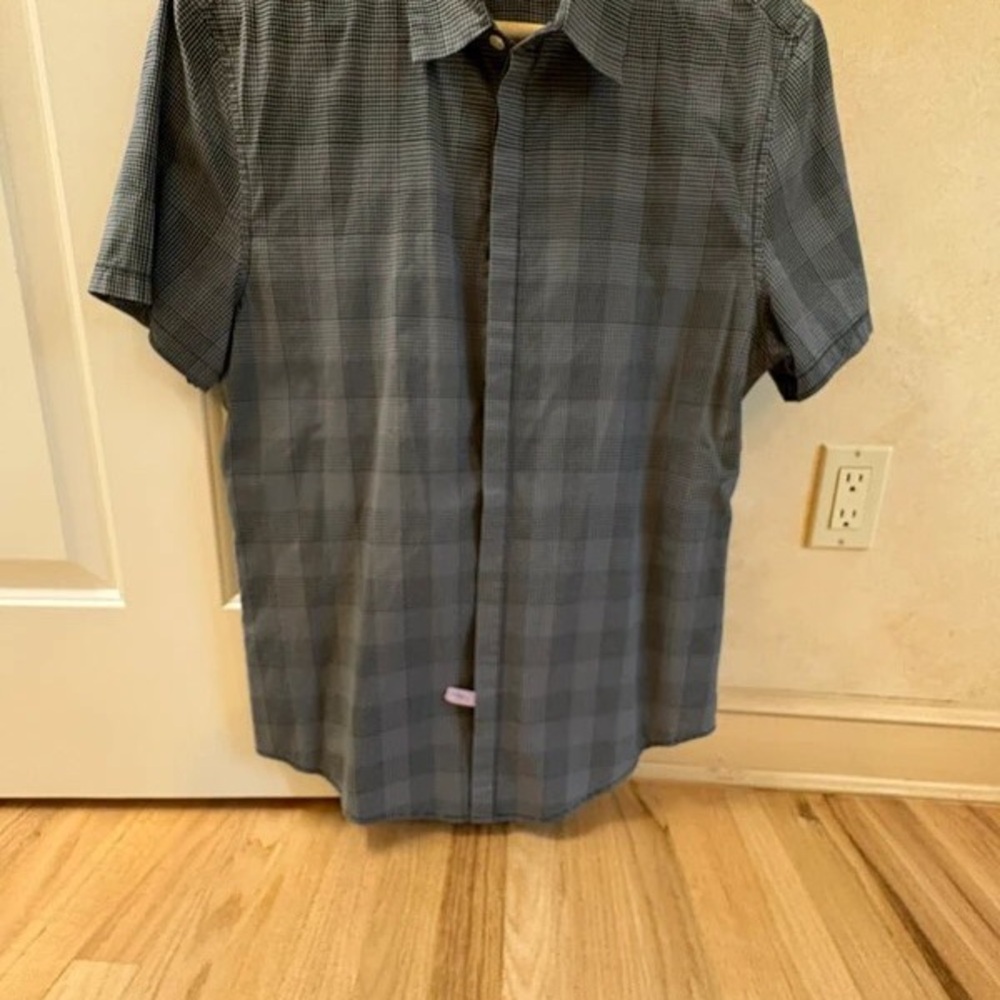 Men's Gray Checkered Shirt